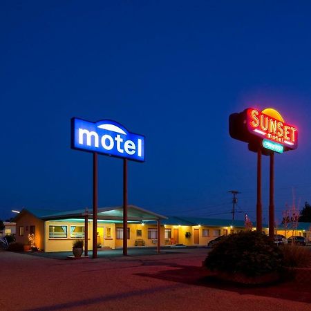 Sunset Motel Moriarty Exteriör bild